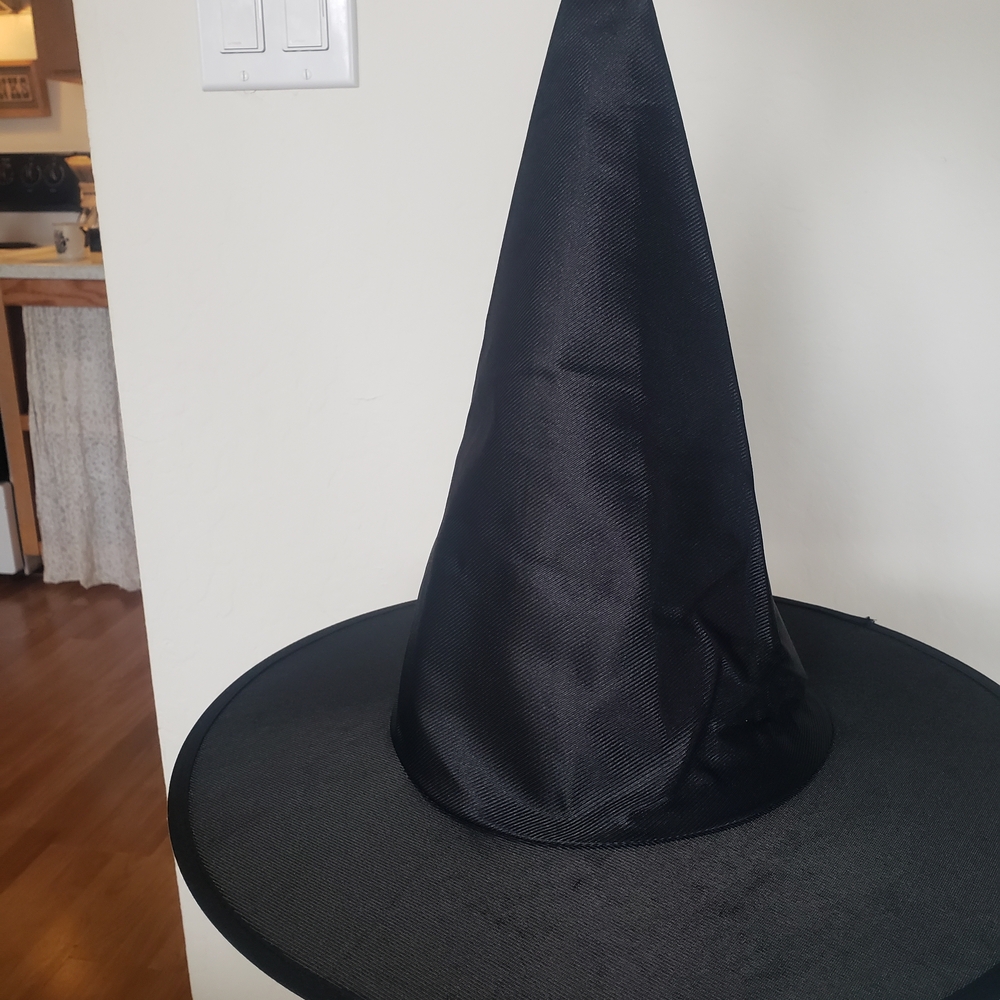 Black Witch Hat